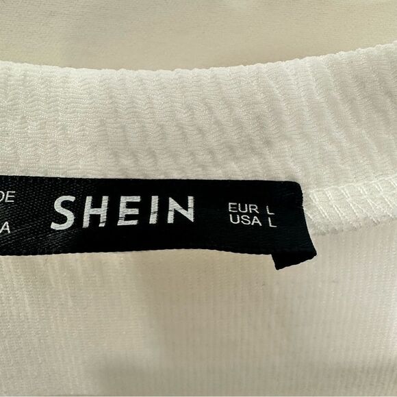 SHEIN large white top - Picture 3 of 5